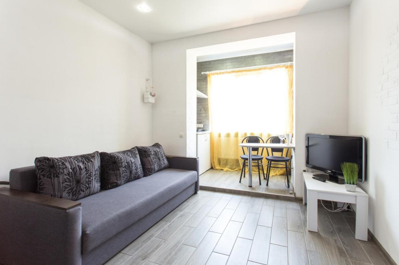 Well Located Studio - Yaroslavska Str. 21 Apartamento Jarkov Exterior foto